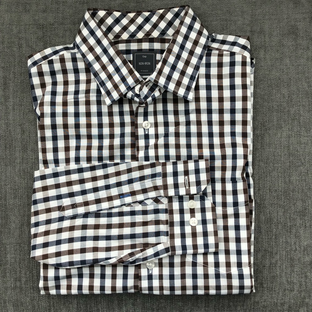 GAP - Men’s, Non-Iron, Long Sleeved Shirt, Size L